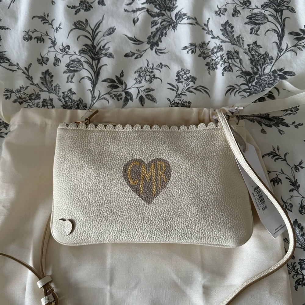 Stoney Clover Lane Brighton Vanilla With Initials Painted NWT and Dust Bag